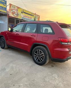 جيب جراند شيروكي